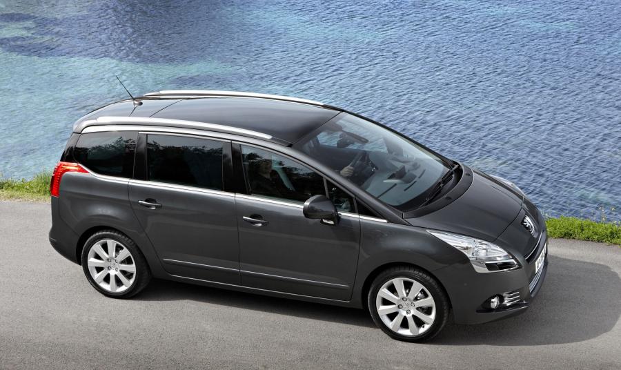 Peugeot 5008 2009 года  (фото 59 из 122)